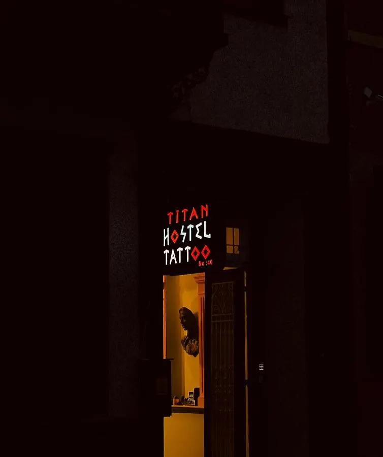 Titan House Hostel Izmir 0*,
