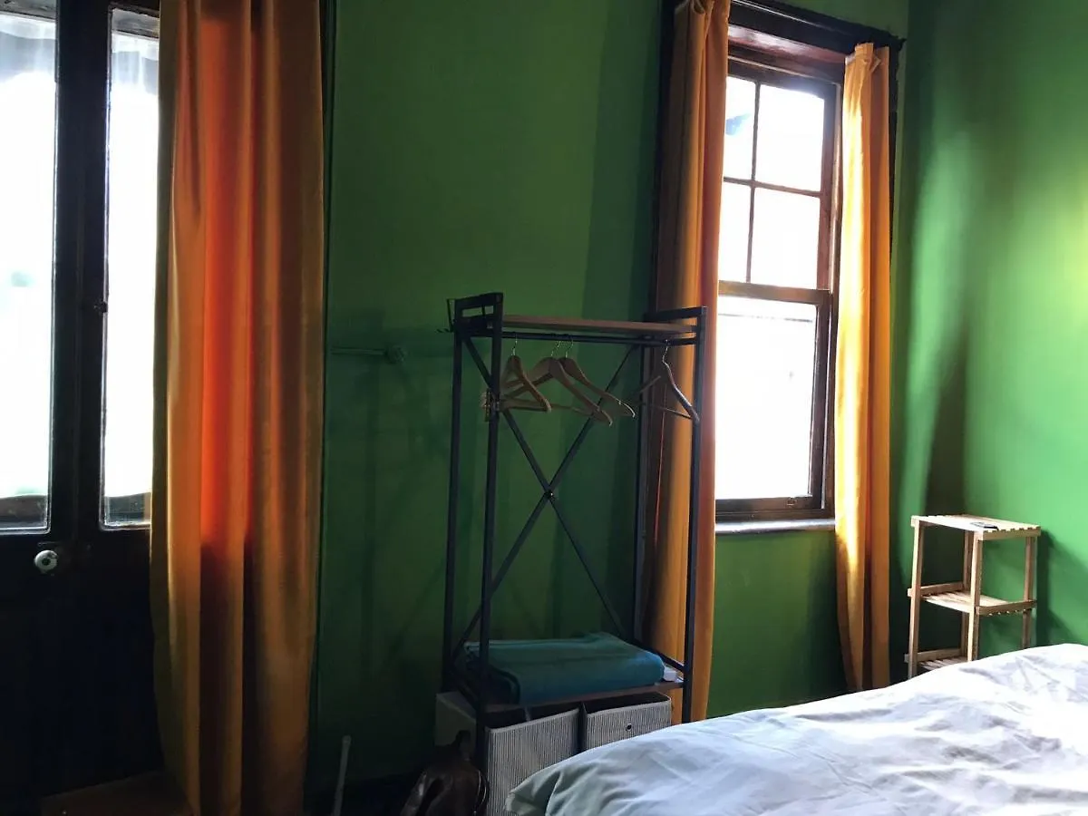Titan House Pansiyon İzmir